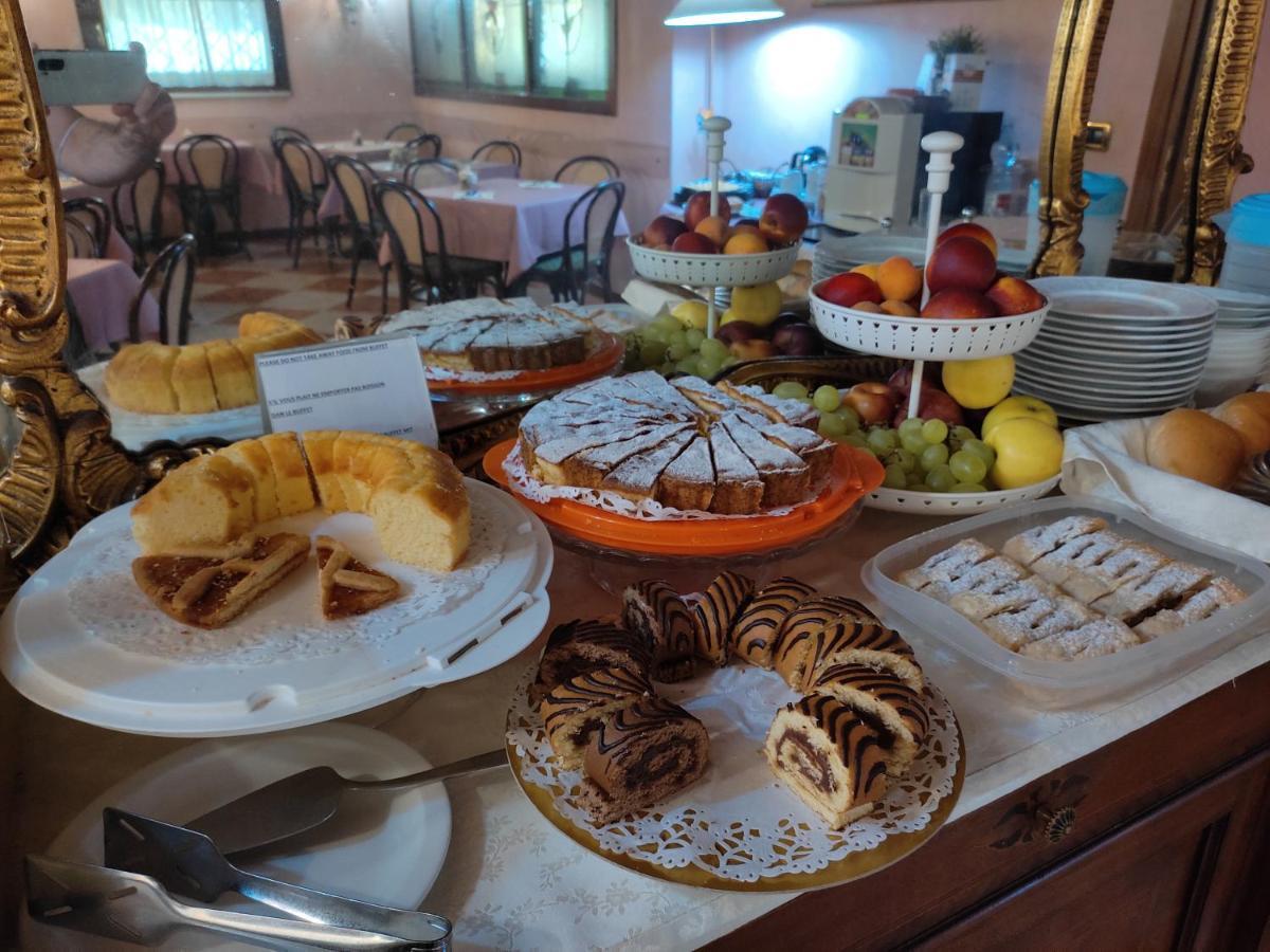 Hotel Antico Moro Chirignago-Zelarino Luaran gambar